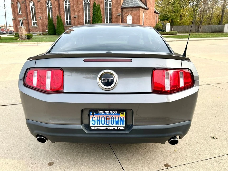 2010 Ford S197 Mustang - Image 7 of 21