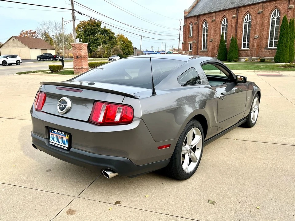 2010 Ford S197 Mustang GT - Image 6 of 31