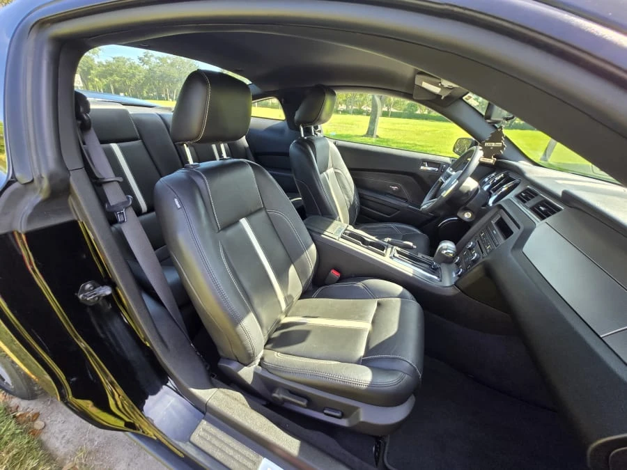 2010 Ford S197 Mustang - Image 21 of 31