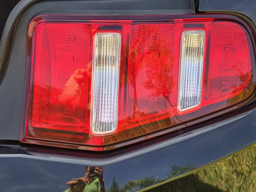 2010 Ford S197 Mustang - Image 12 of 31