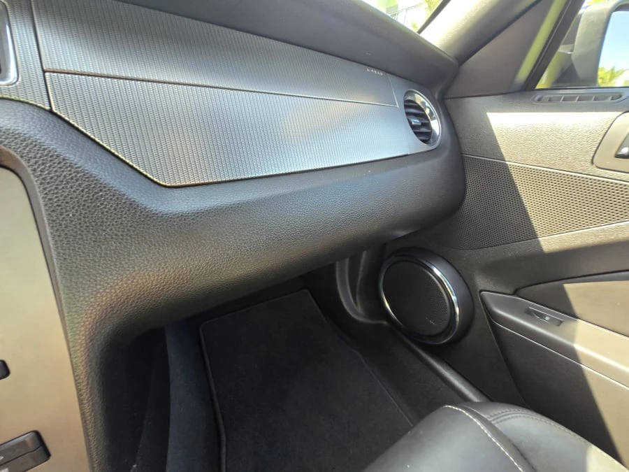 2010 Ford S197 Mustang - Image 20 of 31