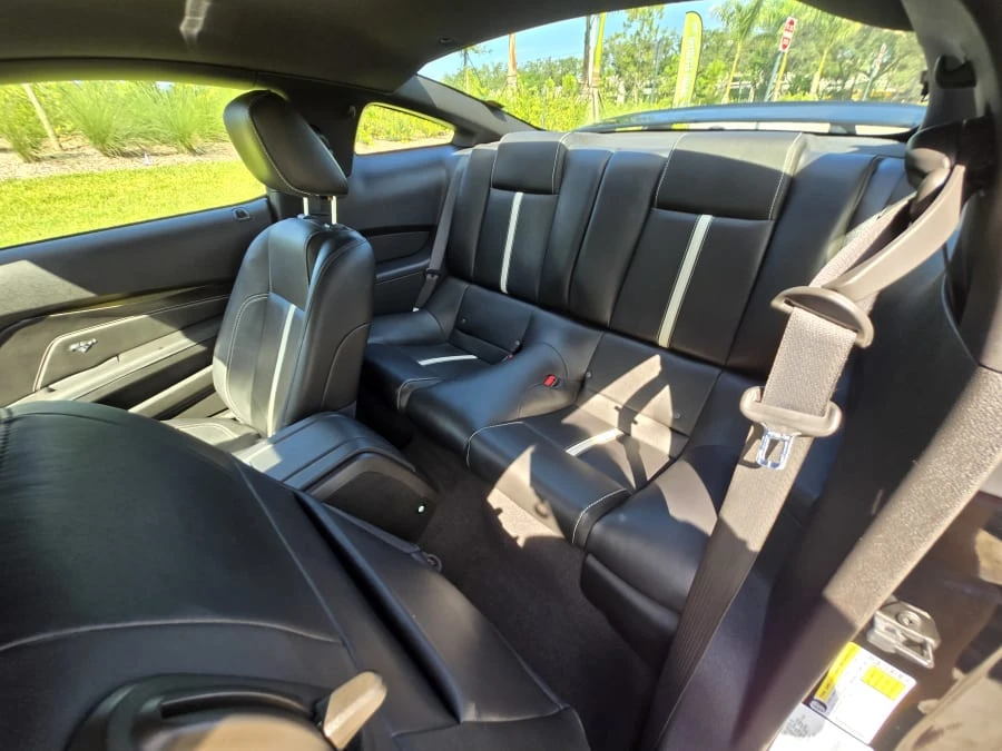 2010 Ford S197 Mustang - Image 16 of 31