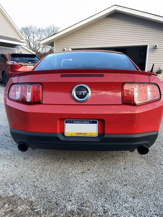 2010 Ford S197 Mustang - Image 3 of 19