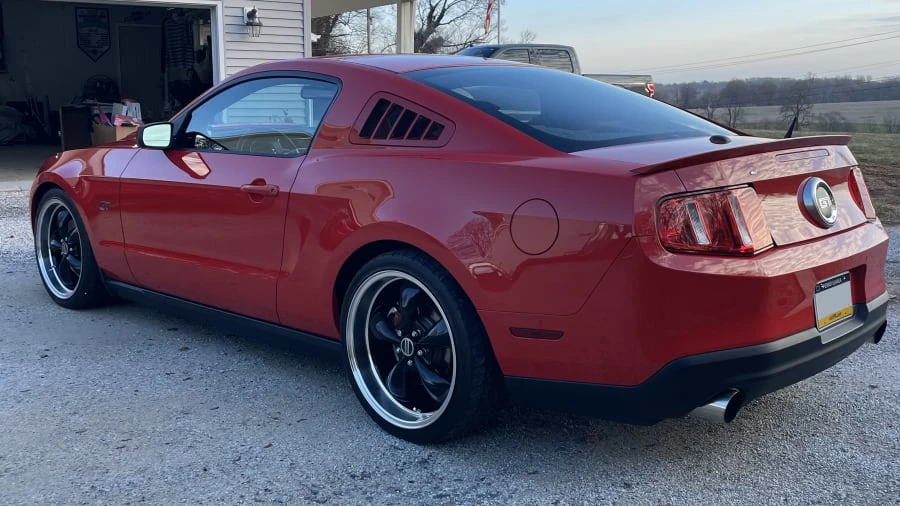 2010 Ford S197 Mustang - Image 6 of 19