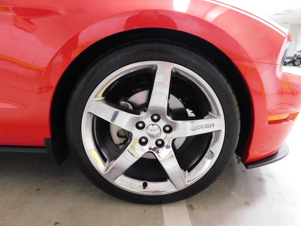 2010 Ford S197 Mustang - Image 16 of 21