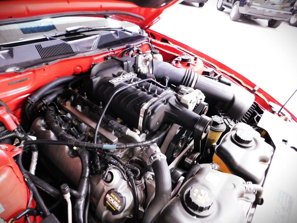2010 Ford S197 Mustang - Image 7 of 21