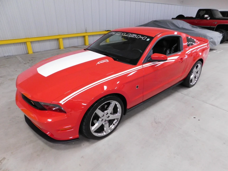 2010 Ford S197 Mustang - Image 3 of 21
