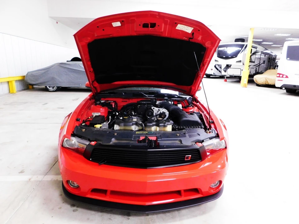 2010 Ford S197 Mustang - Image 6 of 21