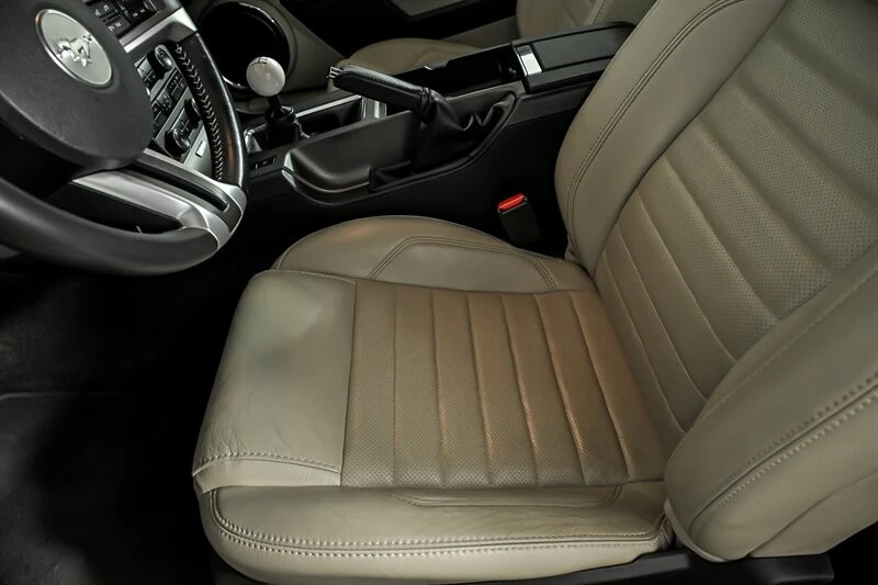 2010 Ford S197 Mustang GT - Image 14 of 25