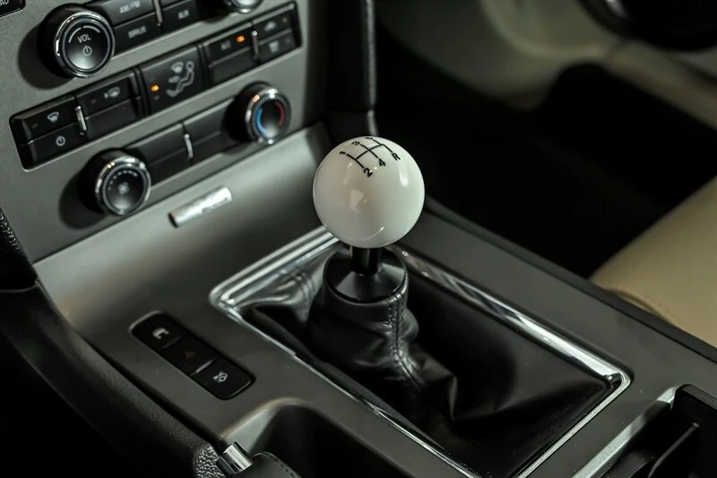 2010 Ford S197 Mustang GT - Image 24 of 25