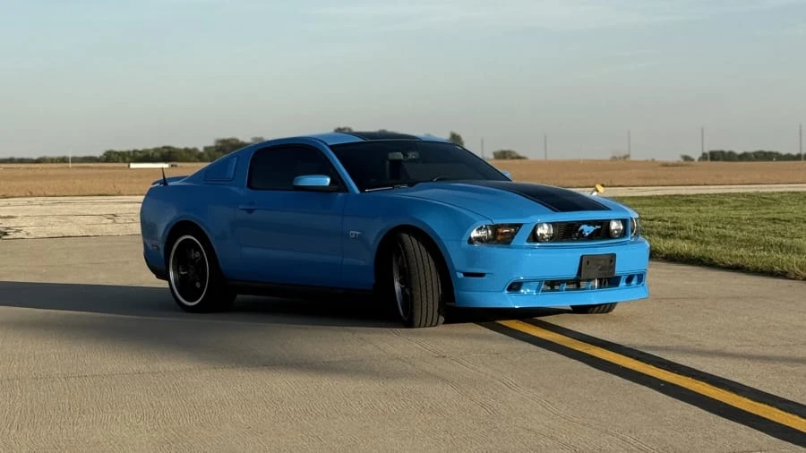 2010 Ford S197 Mustang - Image 6 of 31
