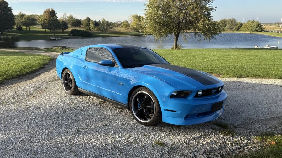 2010 Ford S197 Mustang - Image 11 of 31