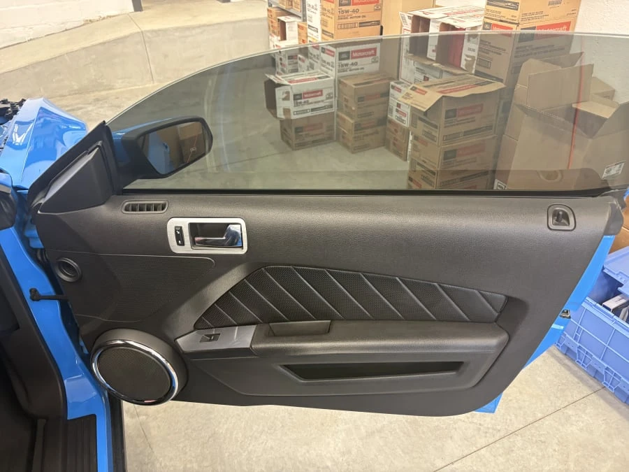 2010 Ford S197 Mustang - Image 22 of 31