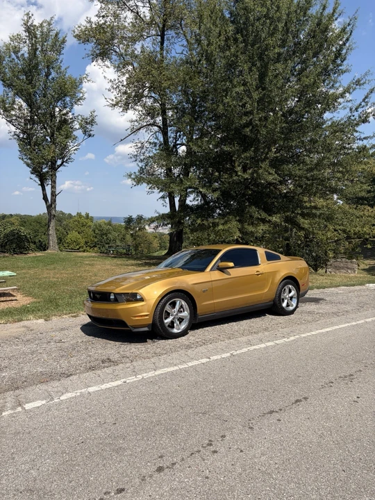 2010 Ford S197 Mustang GT - Image 2 of 10