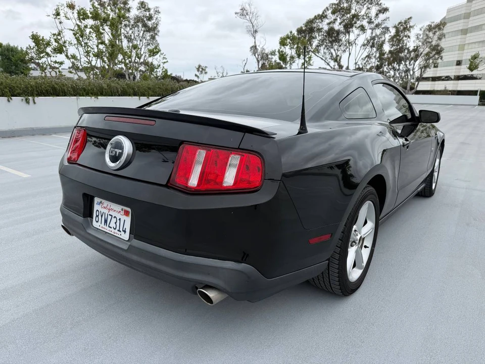 2010 Ford S197 Mustang GT - Image 5 of 19