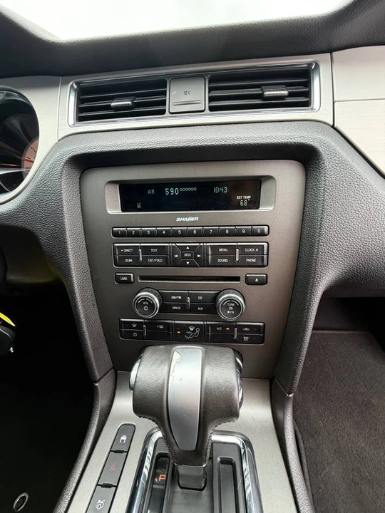 2010 Ford S197 Mustang GT - Image 16 of 19