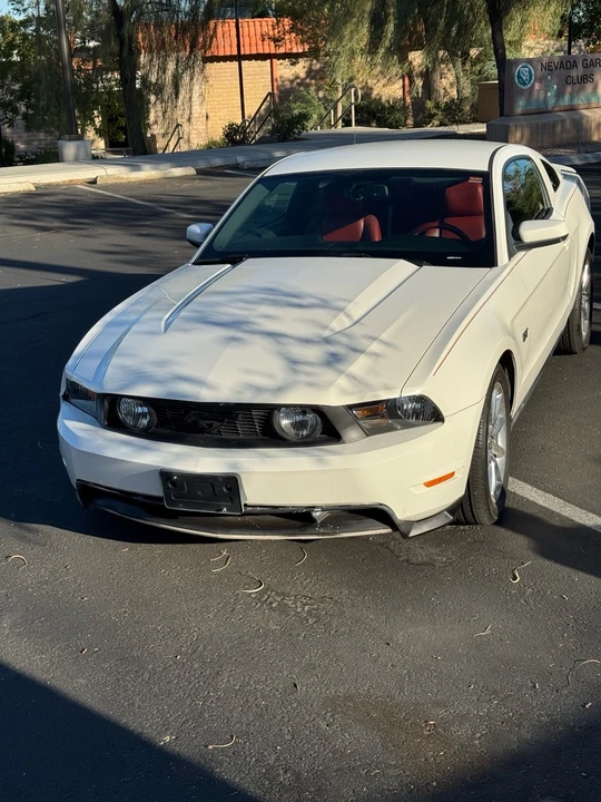 2010 Ford S197 Mustang - Image 4 of 21
