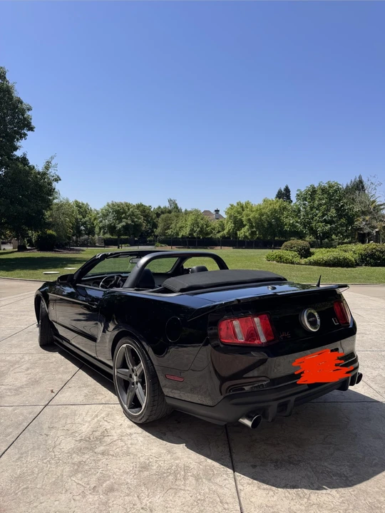 2010 Ford S197 Mustang GT - Image 2 of 11