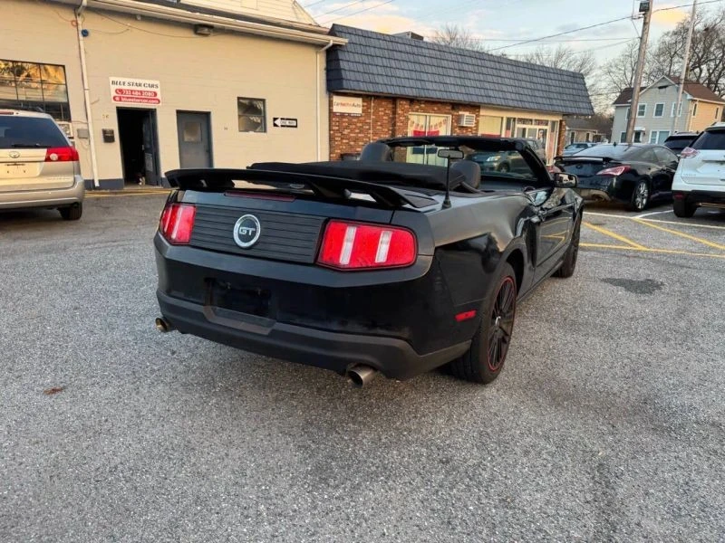 2010 Ford S197 Mustang - Image 10 of 12