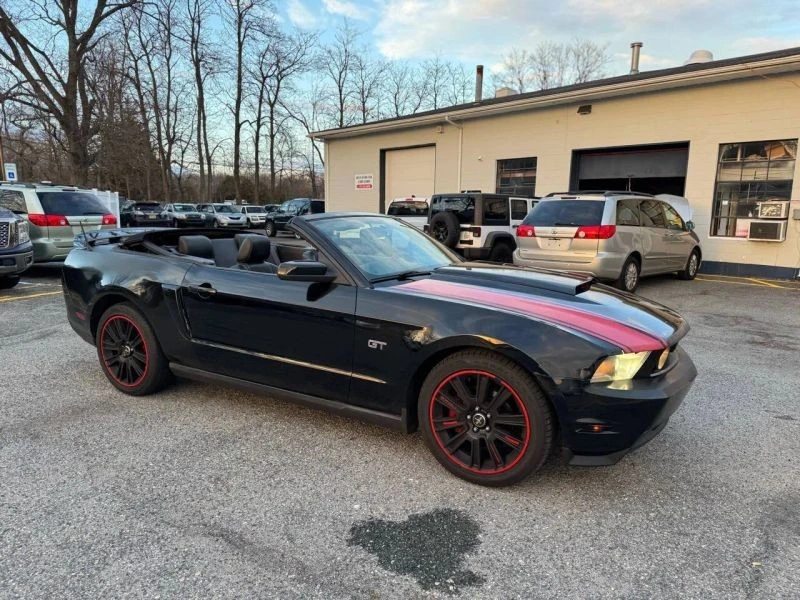 2010 Ford S197 Mustang - Image 5 of 12