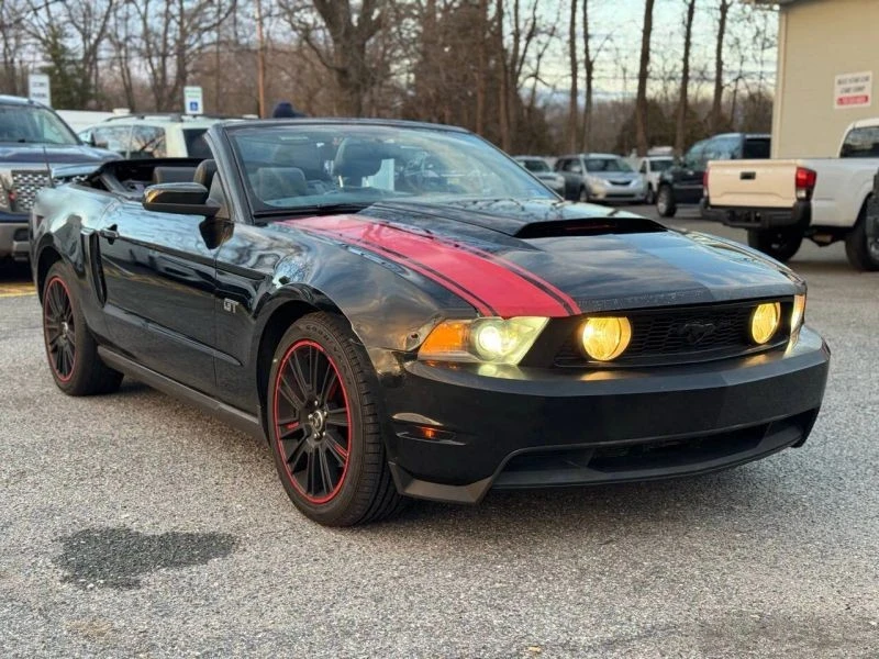 2010 Ford S197 Mustang - Image 4 of 12