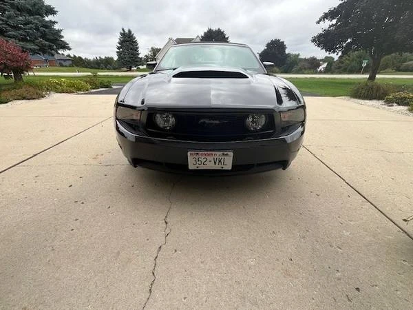 2010 Ford S197 Mustang - Image 4 of 4
