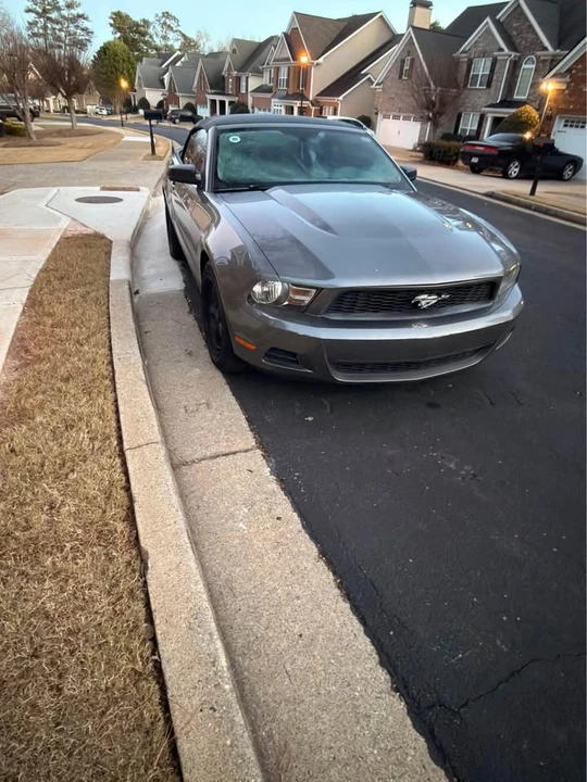 2010 Ford S197 Mustang - Image 10 of 14