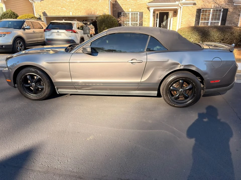 2010 Ford S197 Mustang - Image 6 of 14