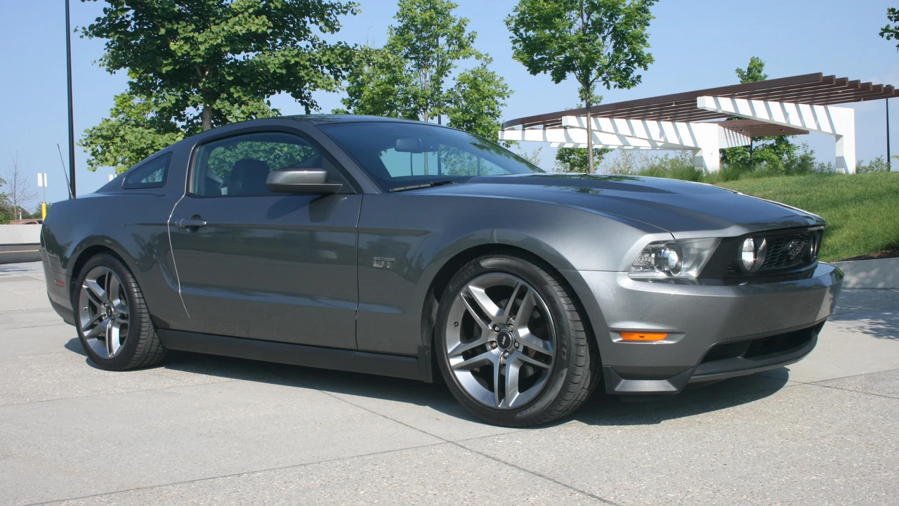 2010 Ford S197 Mustang - Image 29 of 31
