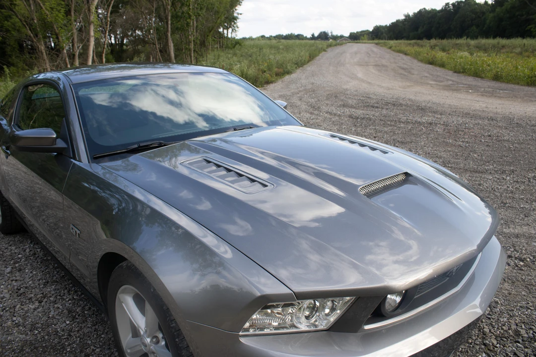 2010 Ford S197 Mustang - Image 14 of 31