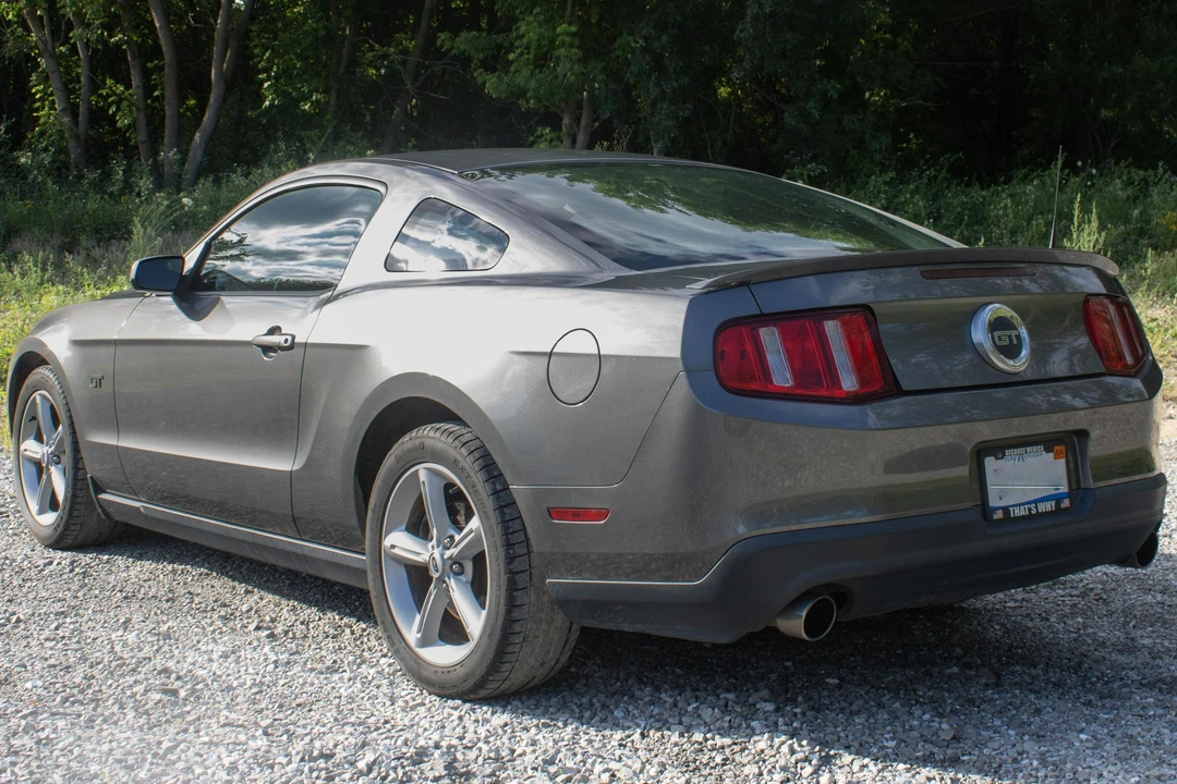 2010 Ford S197 Mustang - Image 4 of 31