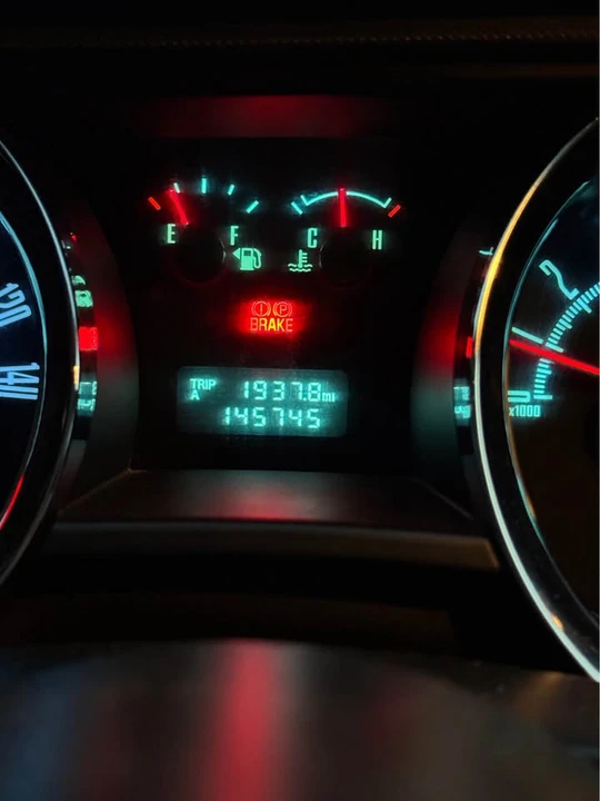 2010 Ford S197 Mustang - Image 8 of 9