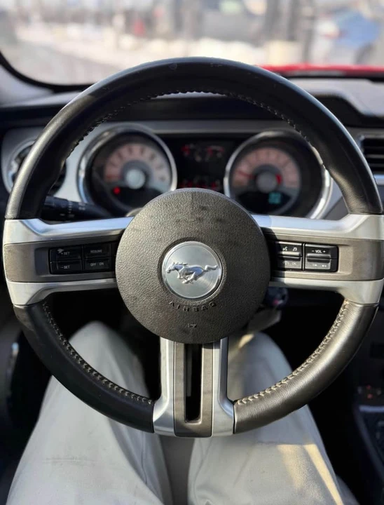 2010 Ford S197 Mustang - Image 12 of 18