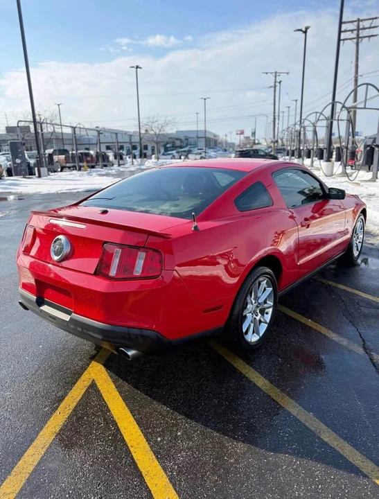 2010 Ford S197 Mustang - Image 4 of 18