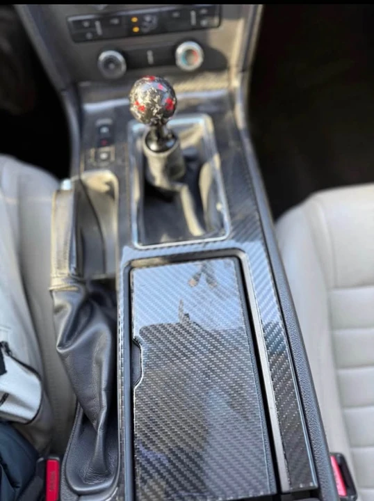 2010 Ford S197 Mustang - Image 15 of 18