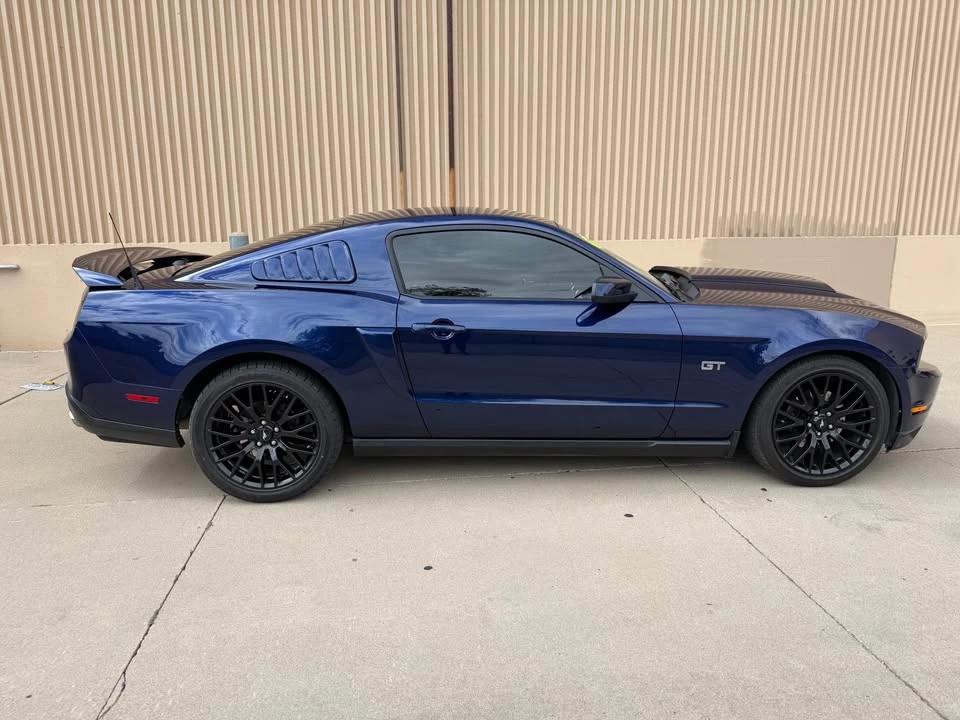 2010 Ford S197 Mustang GT - Image 2 of 7