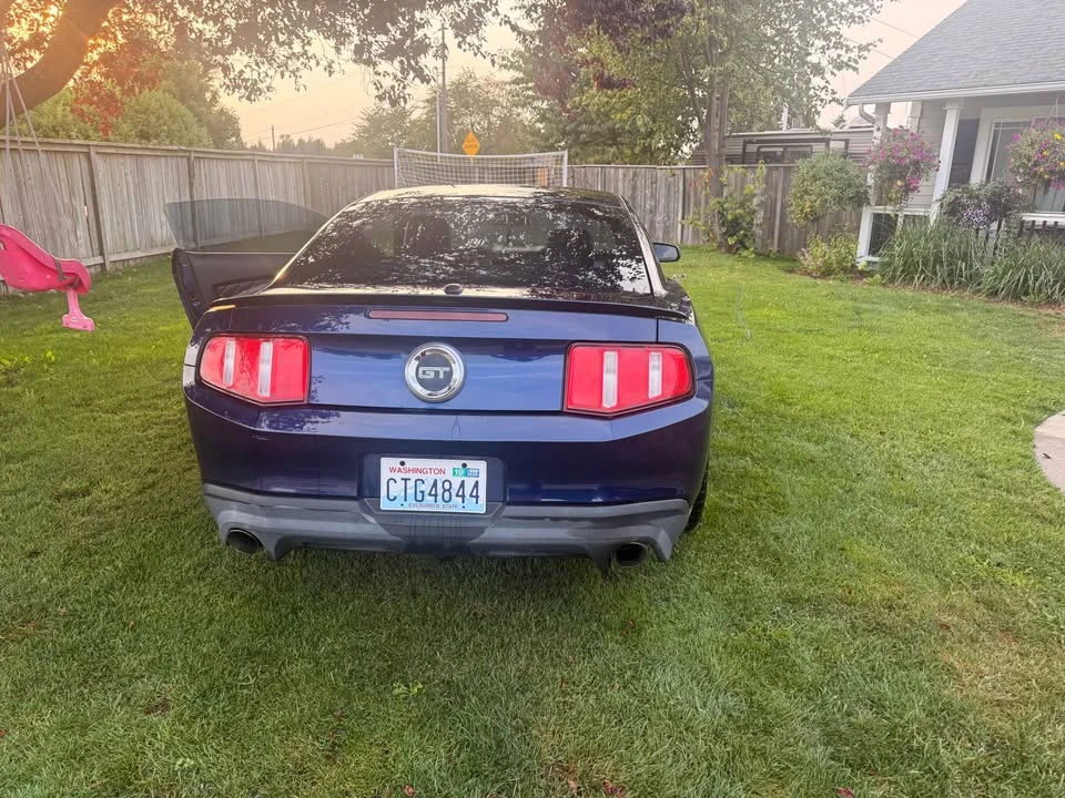2010 Ford S197 Mustang GT - Image 3 of 5