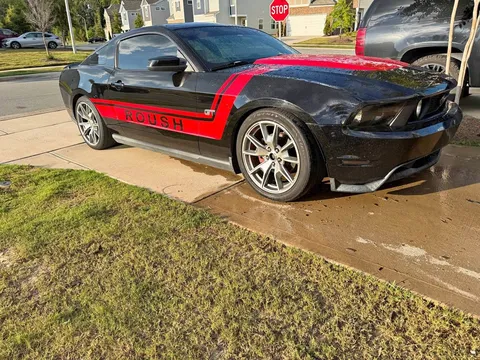 2010 Ford Mustang GT Coupe 2D
