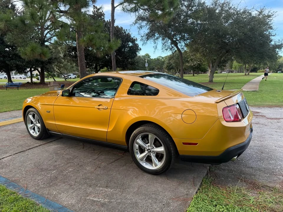 2010 Ford S197 Mustang GT - Image 9 of 19