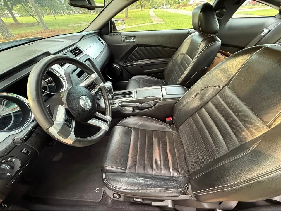 2010 Ford S197 Mustang GT - Image 13 of 19