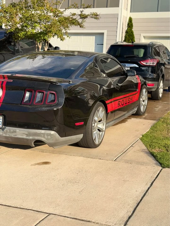 2010 Ford S197 Mustang GT - Image 2 of 9