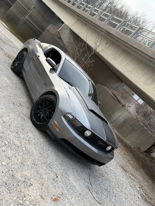 2010 Ford S197 Mustang GT - Image 2 of 4