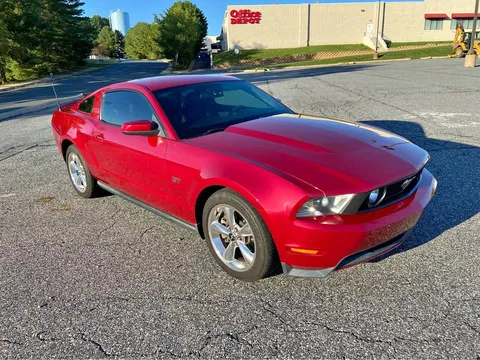 2010 Ford Mustang GT Coupe 2D