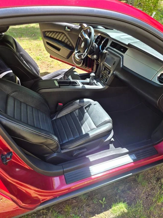 2010 Ford S197 Mustang GT - Image 6 of 8