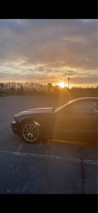 2010 Ford S197 Mustang GT - Image 2 of 5