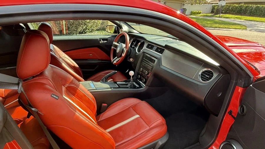 2010 Ford S197 Mustang - Image 11 of 14