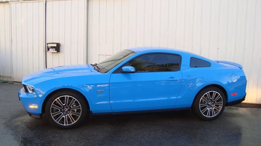 2010 Ford S197 Mustang - Image 2 of 8