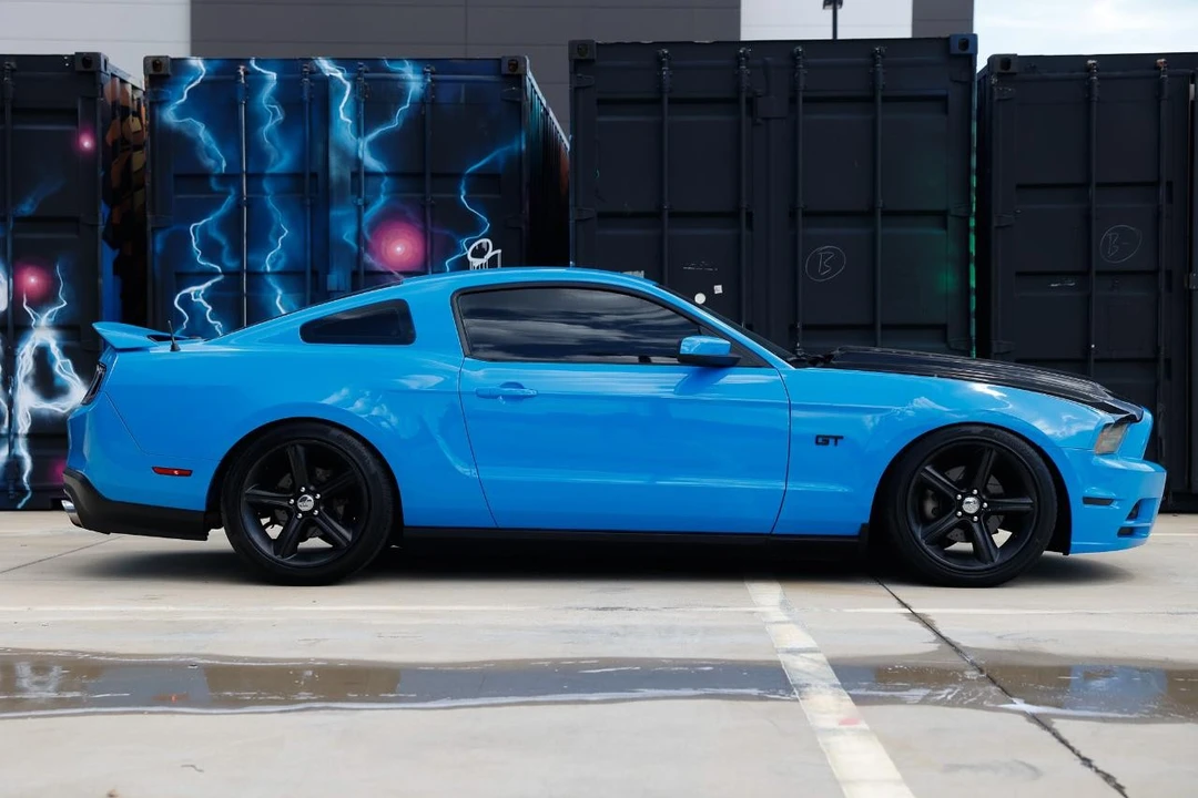 2010 Ford S197 Mustang GT - Image 13 of 31