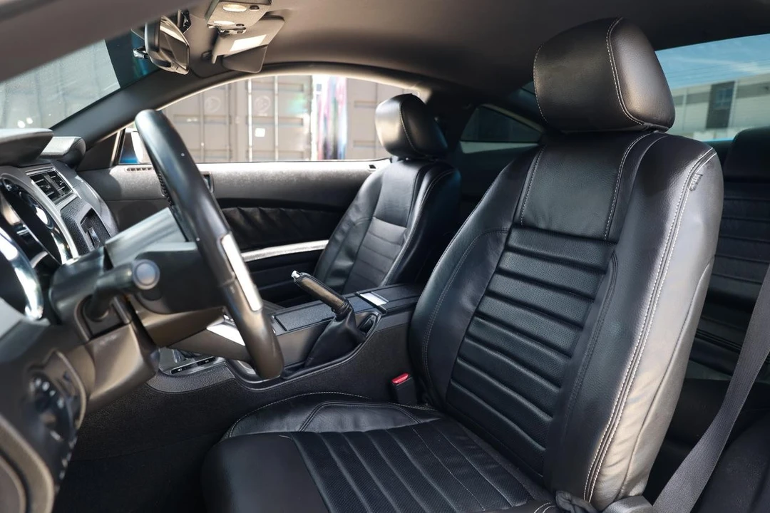 2010 Ford S197 Mustang GT - Image 6 of 31