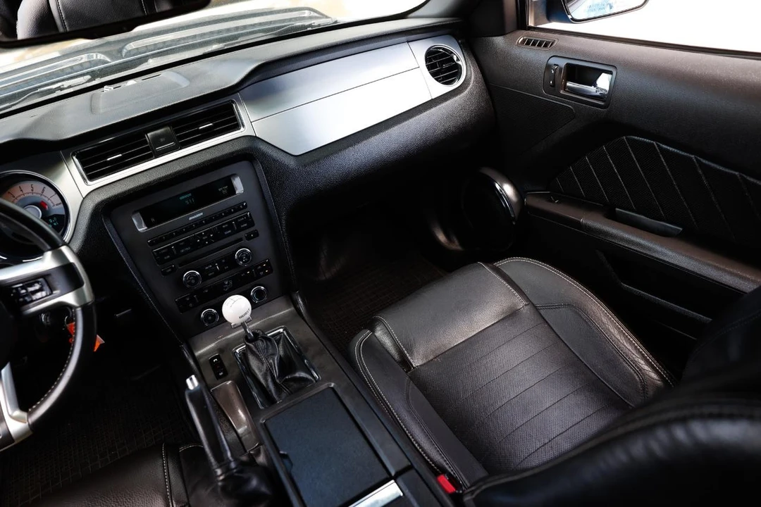 2010 Ford S197 Mustang GT - Image 23 of 31